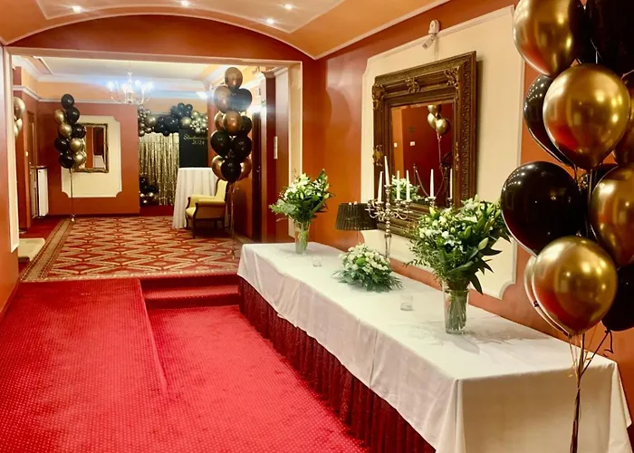 Noce I Dnie Hotel
