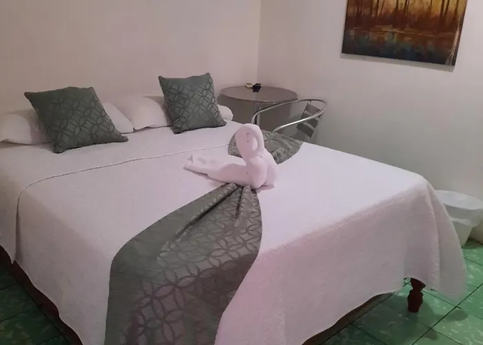 Hotel Golfito