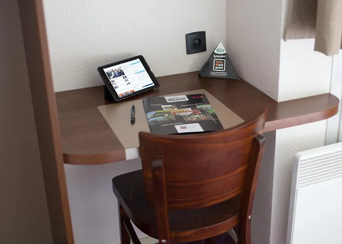 Brit Hotel Toulouse Colomiers – L’Esplanade