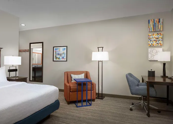 Hampton Inn&Suites Huntsville Research Park Area