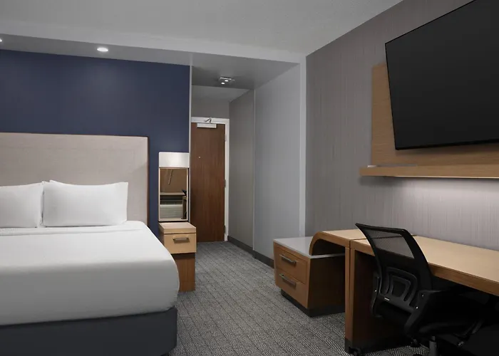 Courtyard By Marriott Philadelphia Bensalem