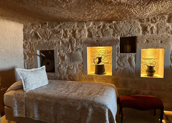 Kistar Cave Hotel