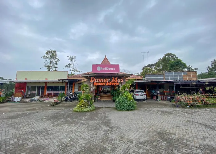 Reddoorz At Damar Mas Gunung Kelud Kediri