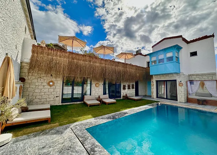 Paradise Hotel Alacati