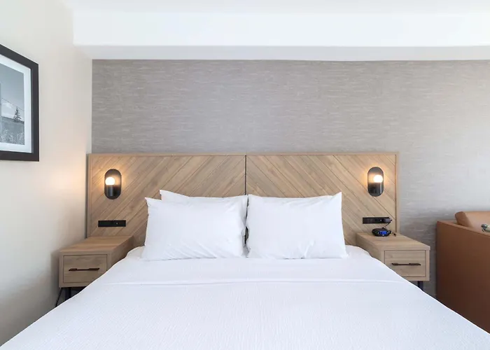 Sandman Hotel & Suites Regina