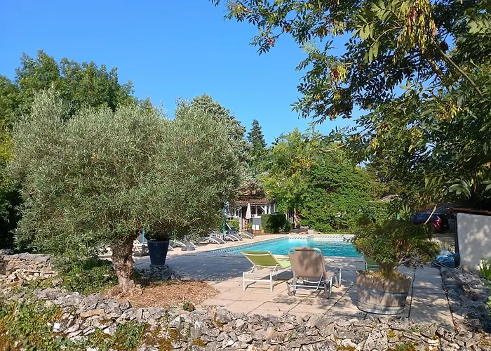 Hotel Domaine de Cadenne à Saint-Antonin
