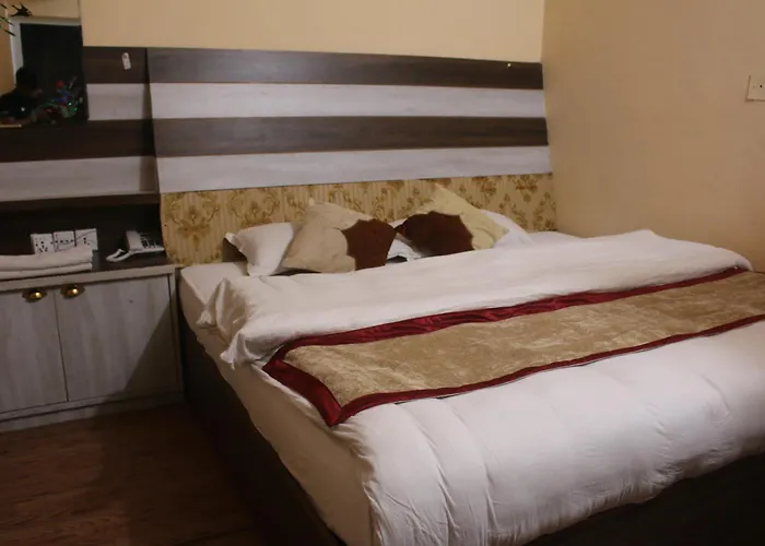 Hotel Opera Deluxe