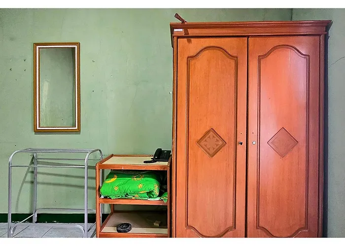 Reddoorz At Linggarjati Kuningan