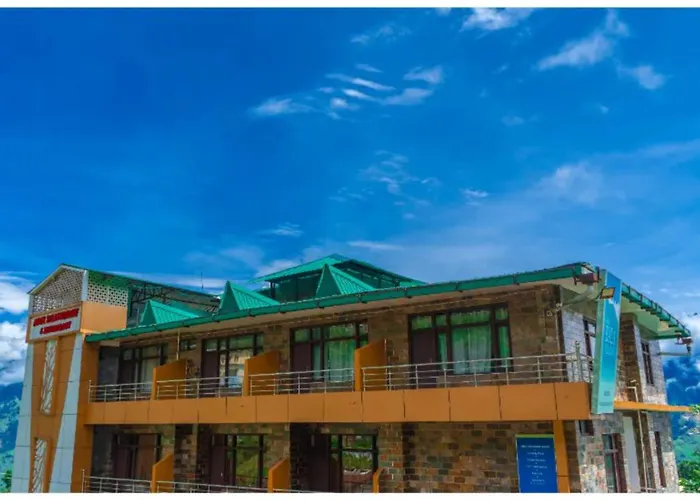 Goroomgo Bala Paradise Munsyari - Himalayan View Room