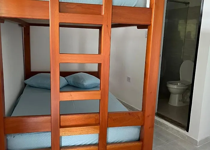 Hotel los pinos