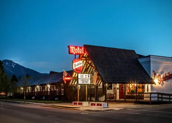Yodeler Motel