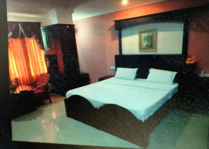 Hotel Priya