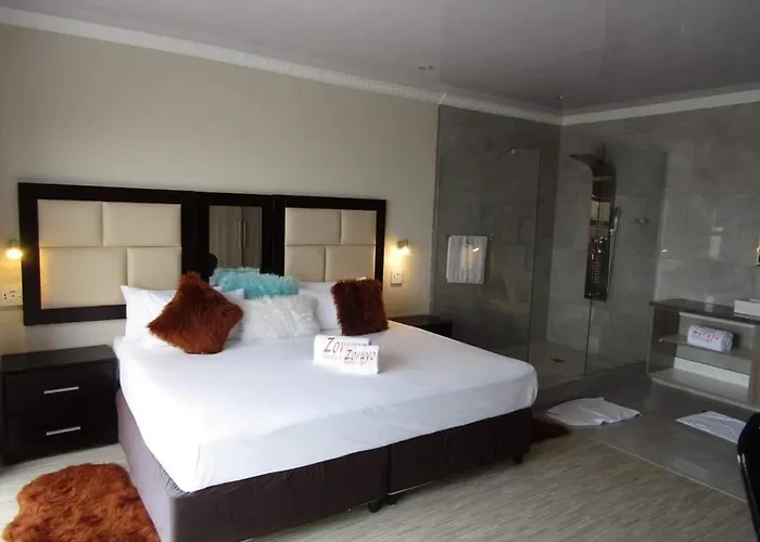 Zovuyo Hotel