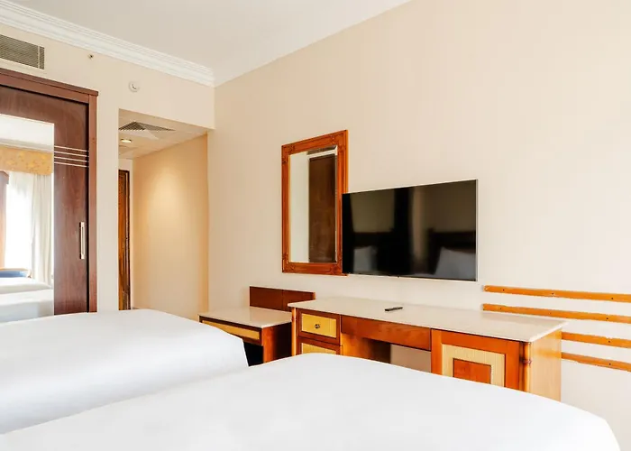 Om Kolthoom Hotel Giza