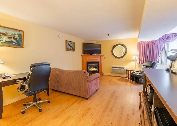 Fireside Inn & Suites Waterville