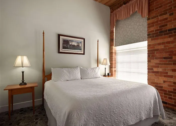The Historic Brookstown Inn, Trademark Collection By Wyndham