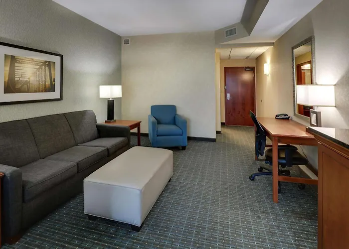 Drury Inn & Suites Grand Rapids