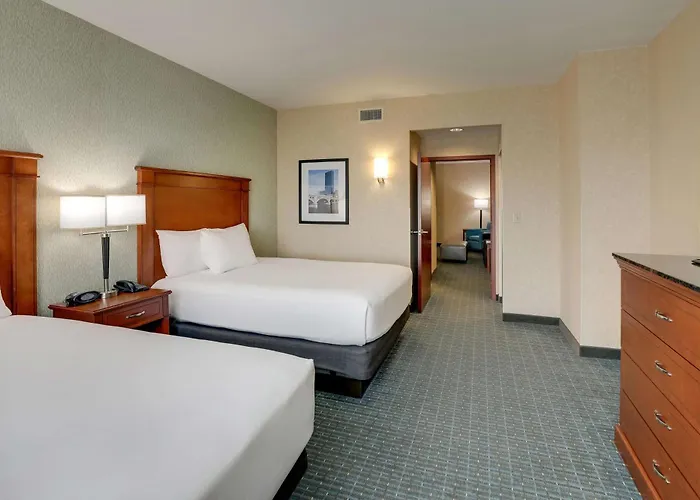 Drury Inn & Suites Grand Rapids