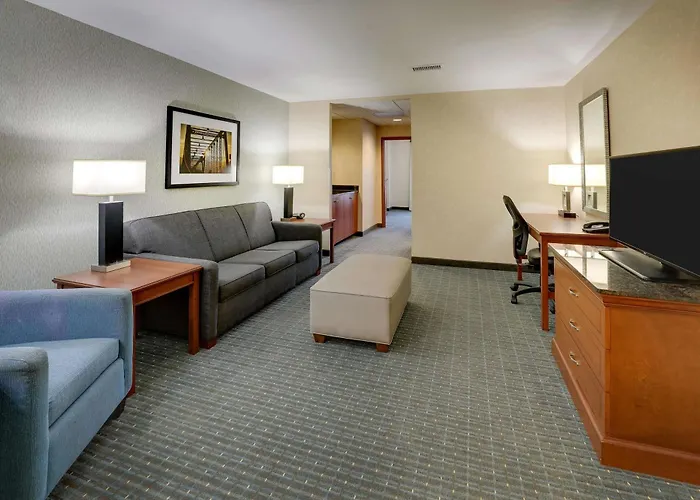 Drury Inn & Suites Grand Rapids