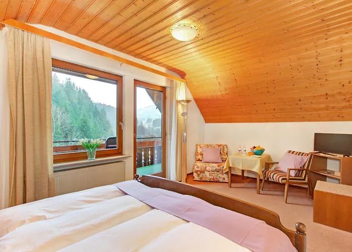Decker's Bio Hotel zum Lamm Baiersbronn