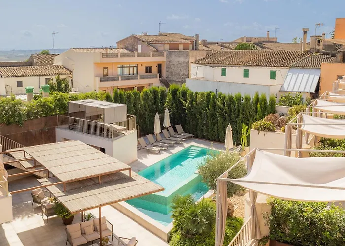 Ynaira Hotel & Spa