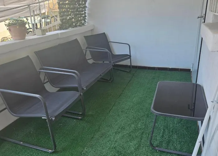 Hotel La Picarde T3 De 50M2 à La Seyne-sur-Mer