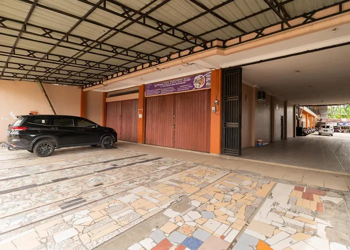 Reddoorz Syariah Near Universitas Putra Indonesia Padang