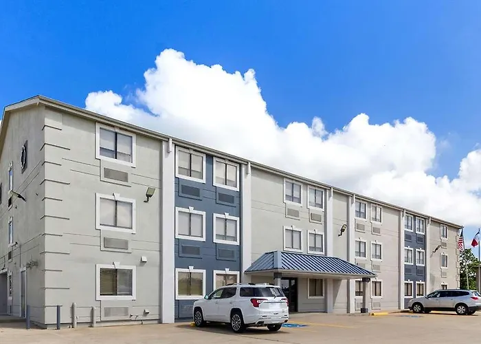 Surestay By Best Western Groves