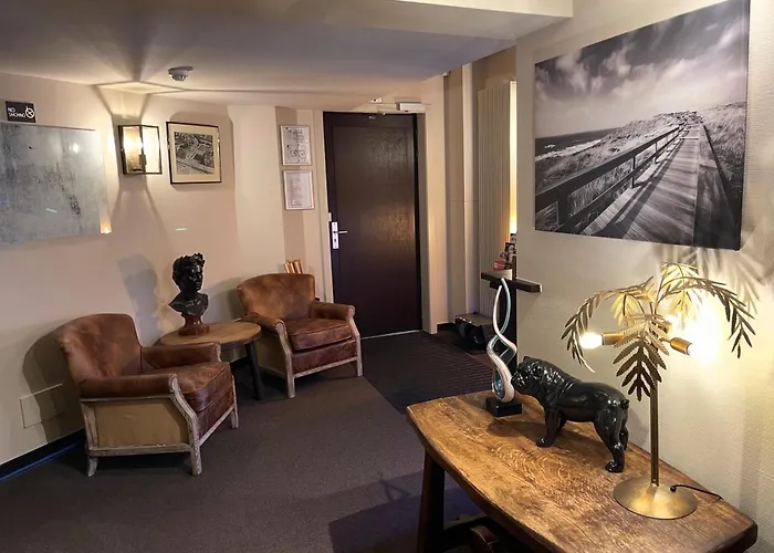 Villa Hotel (Adults Only)