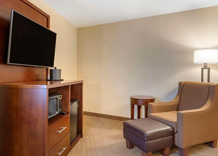 Comfort Inn & Suites Lincoln City