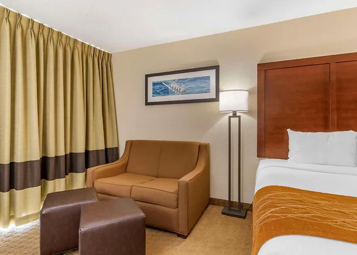 Comfort Inn & Suites Lincoln City