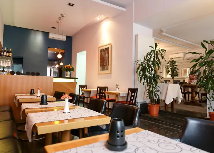 Logis Hôtel Acacia