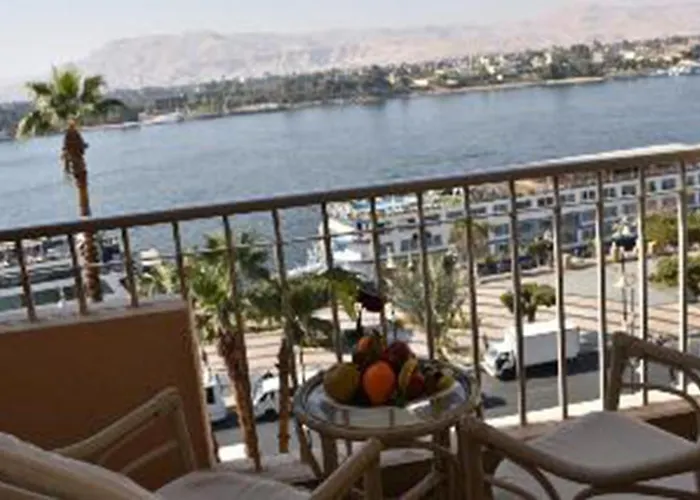Aracan Eatabe Luxor Hotel