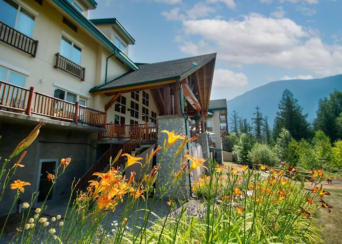 Coast Hillcrest Hotel
