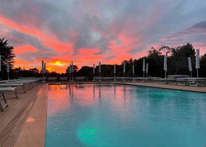 Hotel Castel Miramonti