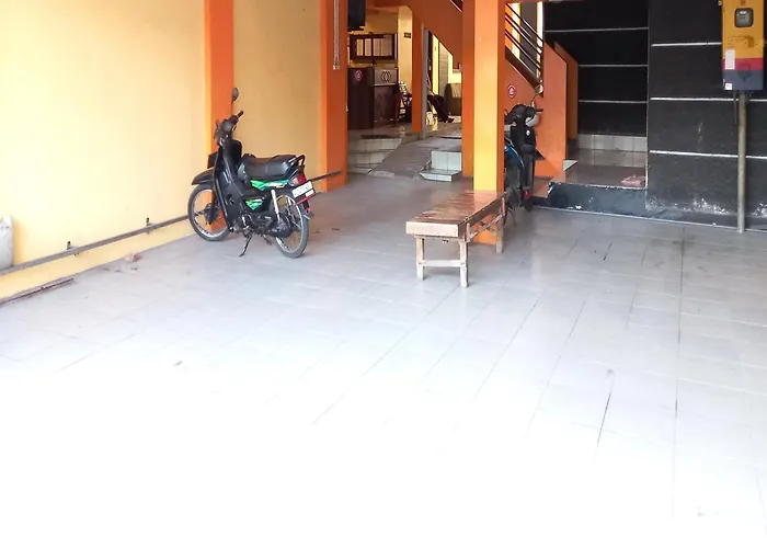 Reddoorz Syariah At Hotel Pandan Wangi Near Alun Alun Sidoarjo