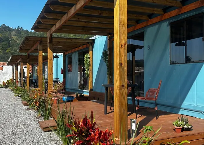 Container Guest House Porto Belo