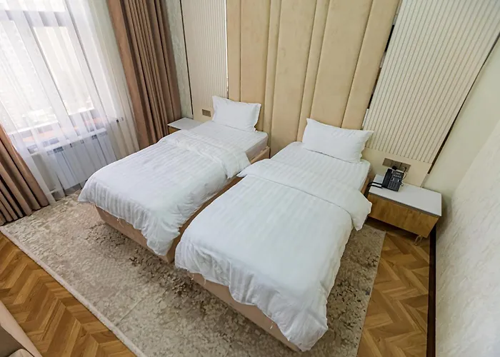 Firdavsi Hotel