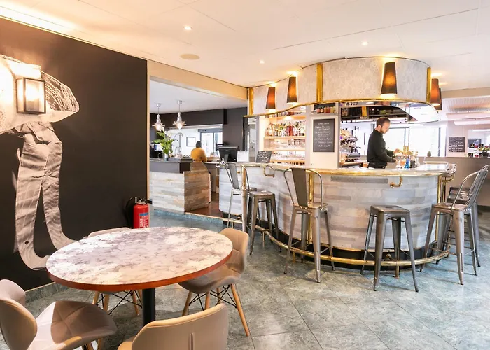 Logis Hotel Restaurant Au Chêne Vert, Saint-Brieuc