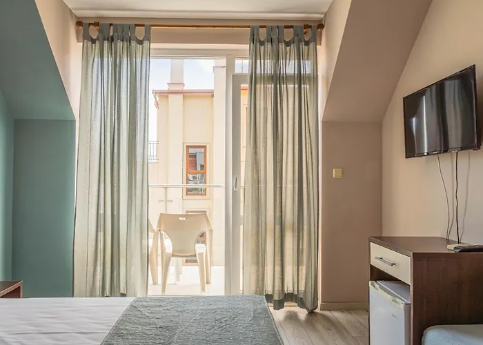 Valeo Hotel