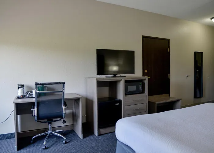Baymont By Wyndham O'Fallon St. Louis Area
