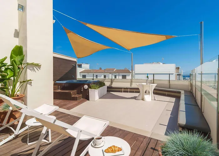 Mar Calma Hotel