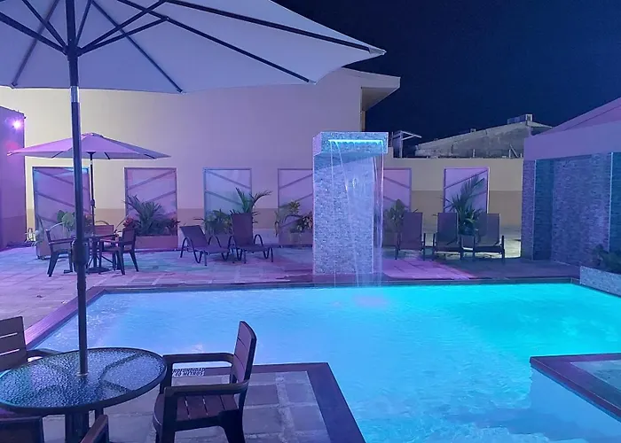 Hotel Puerto Limon Cr
