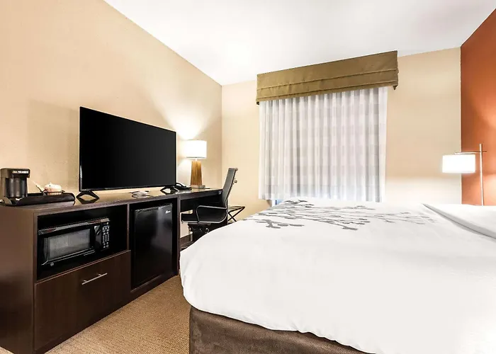 Sleep Inn & Suites Dyersburg I-155