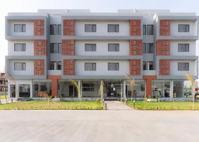 Pride Elite Wellness Resort Becharaji Near Becharaji Railway Station