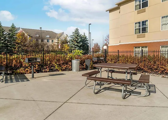Baymont By Wyndham Auburn Hills South