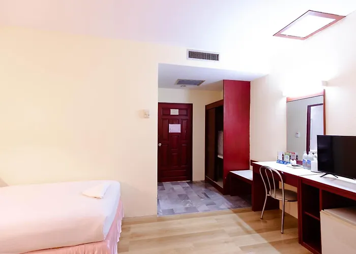 Chumphon Palace Hotel