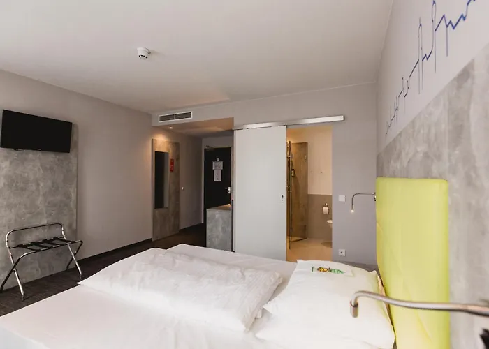 SleepySleepy Hotel Dillingen