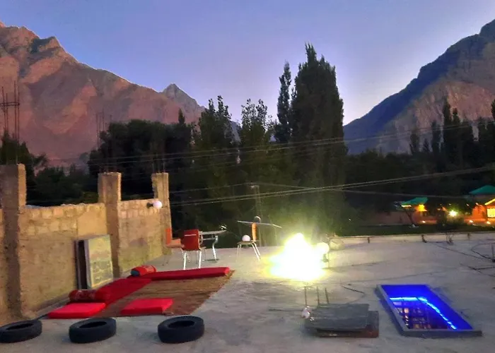Highlander inn Skardu