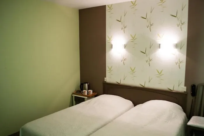 Le relais du chapeau rouge